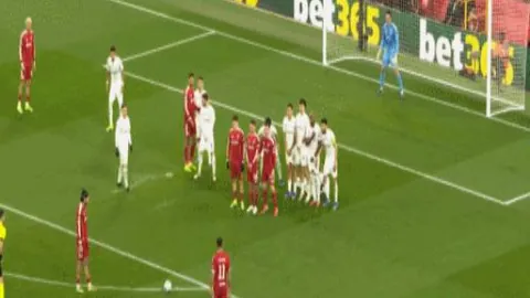 “名将法将或退役伤退，王袁双将遭遇困境，阿卡独占鳌头超越四大天王”